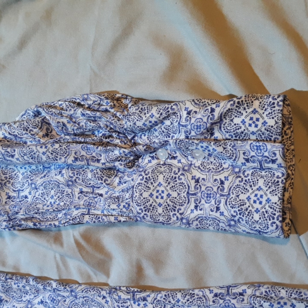 Half Button Down W/Ruffle Split Neck W/Ties - image 4